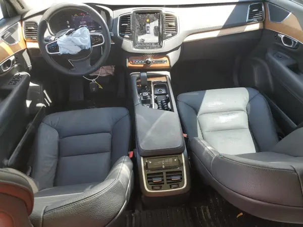 YV4M12PE0S1304306 2025 VOLVO XC90 - Image 8