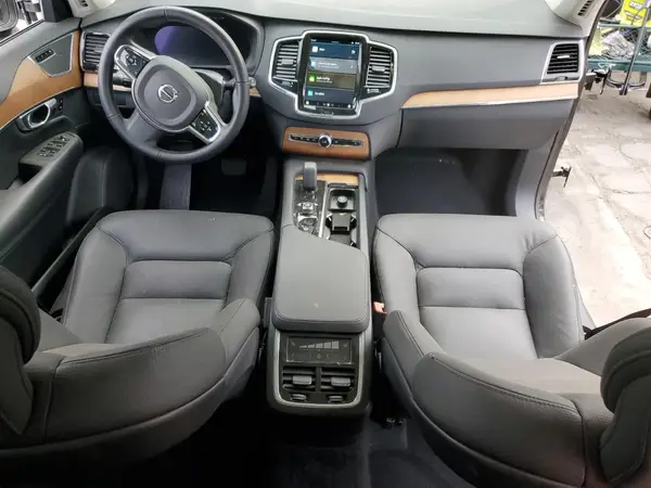 YV4M12PE1S1293087 2025 VOLVO XC90 - Image 8
