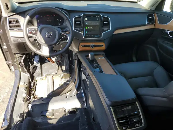 YV4M12PE8S1311360 2025 VOLVO XC90 - Image 8
