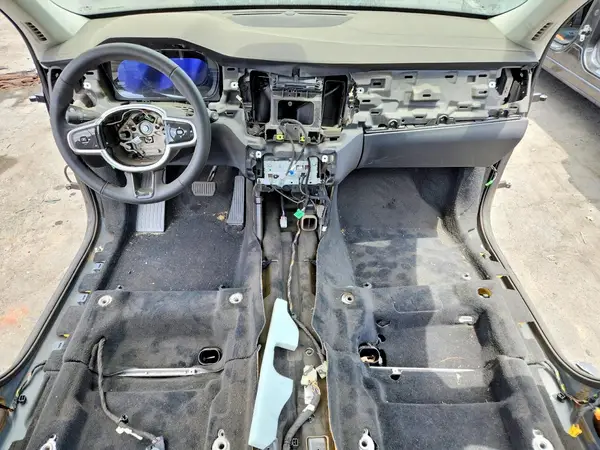 YV4M12PJ1T1464080 2026 VOLVO XC90 - Image 8