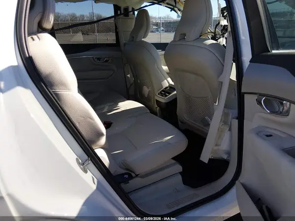 YV4M12PJ2S1299767 2025 VOLVO XC90 - Image 8