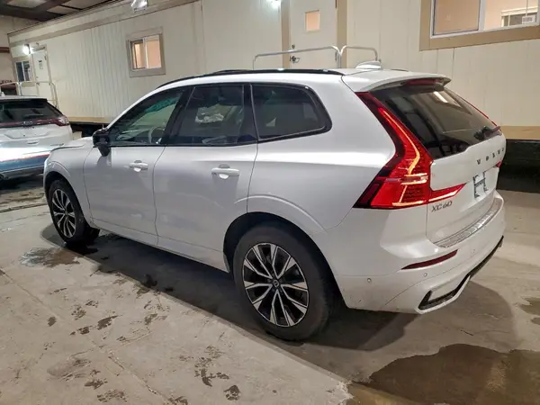 YV4M12RC0S1016149 2025 VOLVO XC60 - Image 2