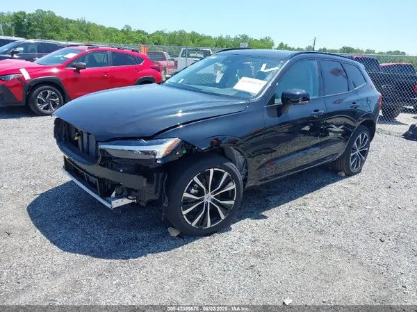 YV4M12RC0S1149901 2025 VOLVO XC60 - Image 2