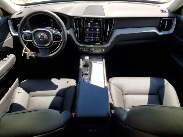 YV4M12RC0S1172255 2025 VOLVO XC60 - Image 8