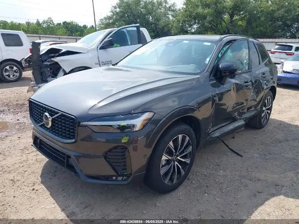 YV4M12RC0S1172417 2025 VOLVO XC60 - Image 2