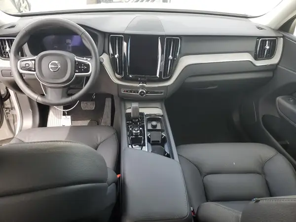 YV4M12RC0S1183255 2025 VOLVO XC60 - Image 8
