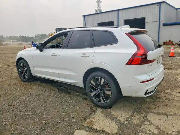 YV4M12RC0T1428363 2026 VOLVO XC60 - Image 2