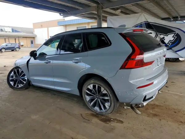 YV4M12RC2T1297016 2026 VOLVO XC60 - Image 2