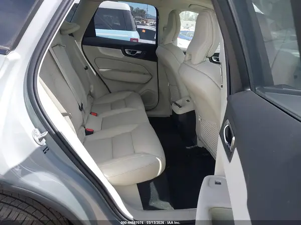 YV4M12RC3S1043734 2025 VOLVO XC60 - Image 8