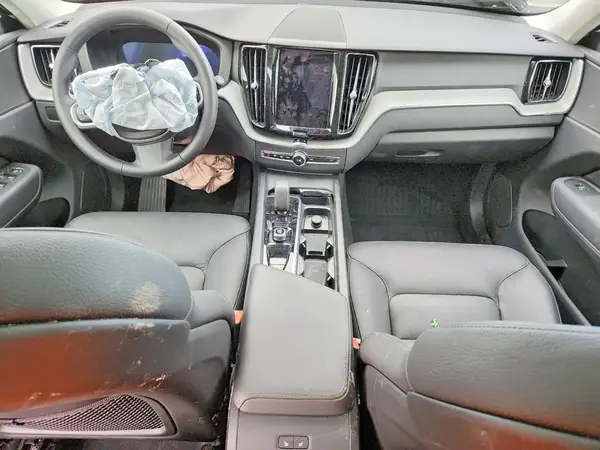 YV4M12RC3S1112681 2025 VOLVO XC60 - Image 8