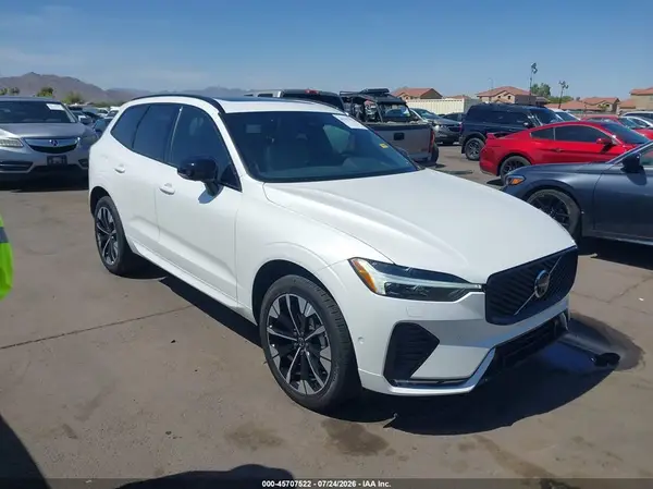 YV4M12RC3T1426803 2026 VOLVO XC60 - Image 1