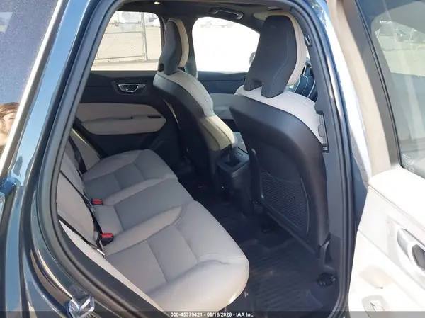 YV4M12RC3T1461728 2026 VOLVO XC60 - Image 8