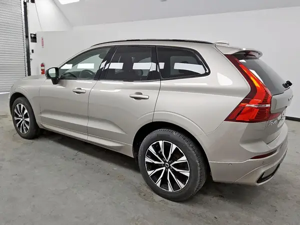 YV4M12RC4S1116187 2025 VOLVO XC60 - Image 2