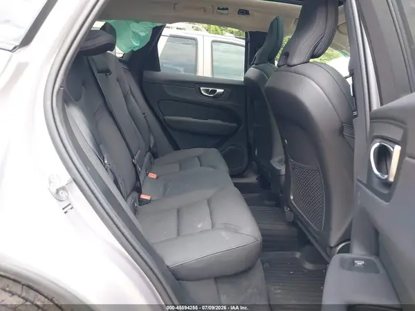 YV4M12RC4T1386277 2026 VOLVO XC60 - Image 8
