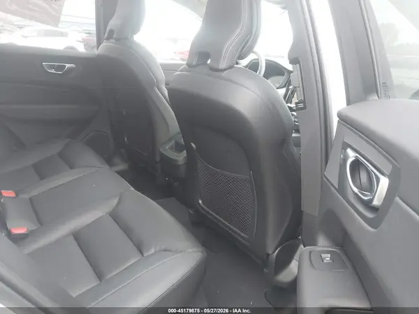 YV4M12RC5S1087587 2025 VOLVO XC60 - Image 8