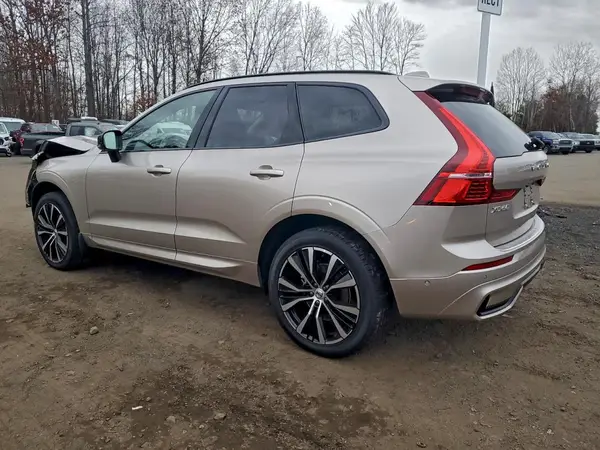 YV4M12RC5S1189407 2025 VOLVO XC60 - Image 2