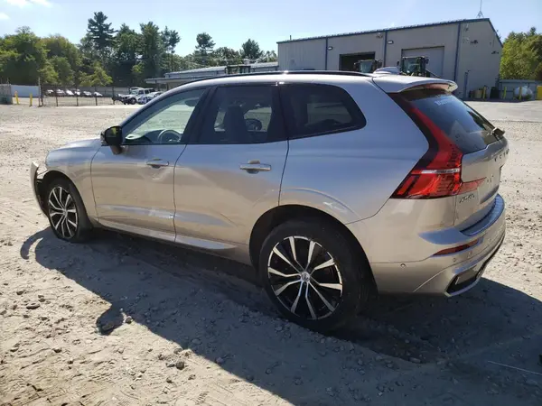 YV4M12RC5S1222602 2025 VOLVO XC60 - Image 2
