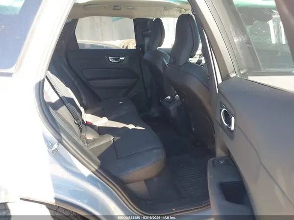 YV4M12RC6S1016382 2025 VOLVO XC60 - Image 8