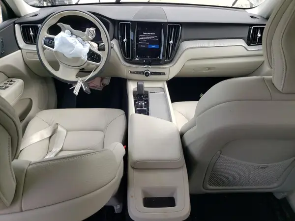 YV4M12RC6S1102324 2025 VOLVO XC60 - Image 8