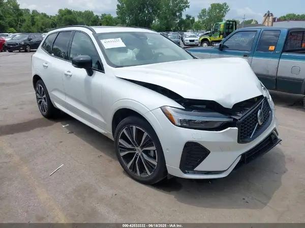 YV4M12RC6S1165620 2025 VOLVO XC60 - Image 1
