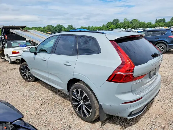 YV4M12RC6S1181185 2025 VOLVO XC60 - Image 2