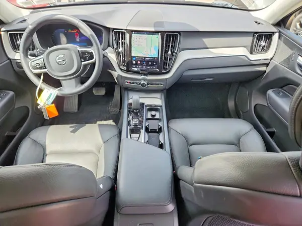 YV4M12RC6S1181185 2025 VOLVO XC60 - Image 8