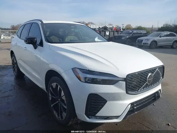 YV4M12RC6T1341535 2026 VOLVO XC60 - Image 1