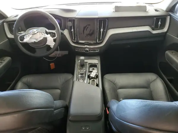 YV4M12RC7S1170728 2025 VOLVO XC60 - Image 8