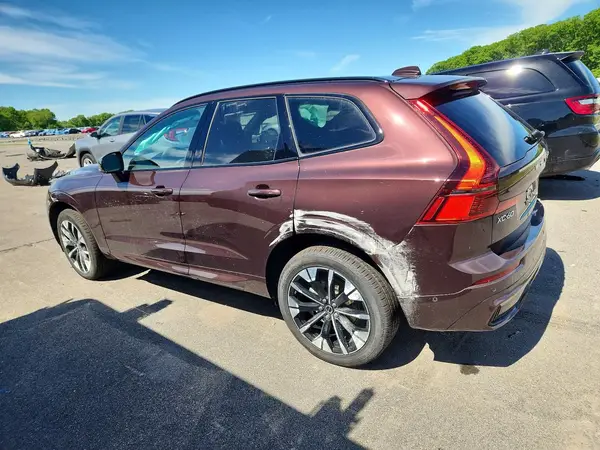 YV4M12RC7T1468164 2026 VOLVO XC60 - Image 2