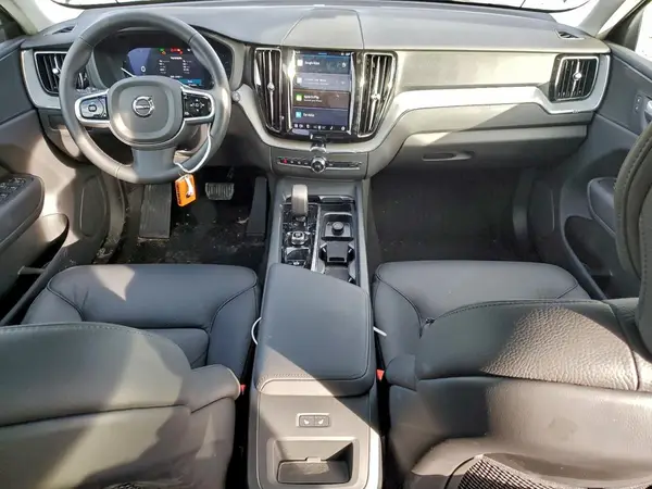 YV4M12RC8S1118301 2025 VOLVO XC60 - Image 8