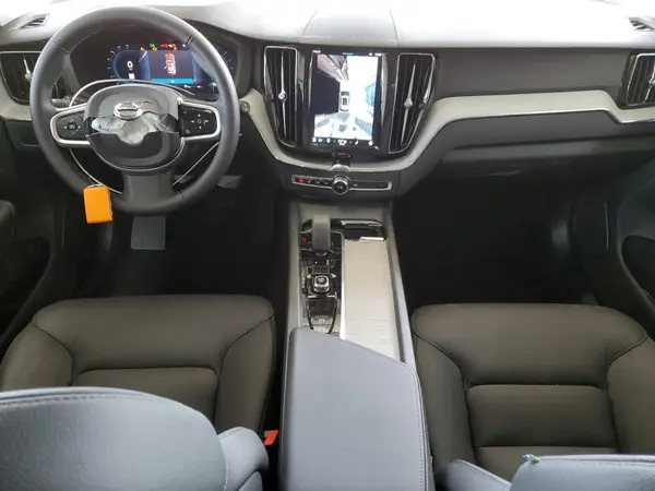 YV4M12RC9S1165983 2025 VOLVO XC60 - Image 8