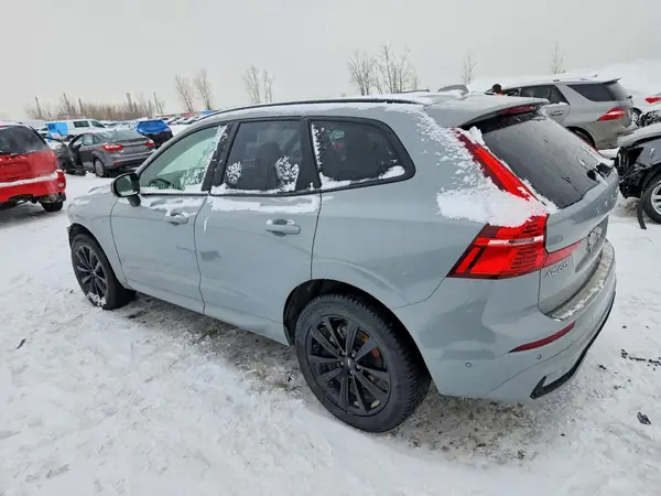 YV4M12RC9S1176739 2025 VOLVO XC60 - Image 2