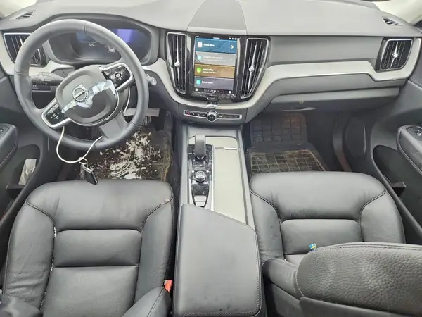 YV4M12RC9S1176739 2025 VOLVO XC60 - Image 8