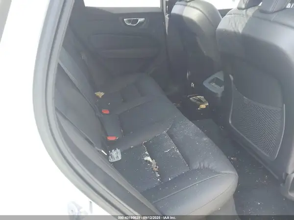 YV4M12RCXS1164020 2025 VOLVO XC60 - Image 8