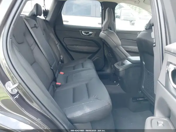 YV4M12RCXS1175731 2025 VOLVO XC60 - Image 8