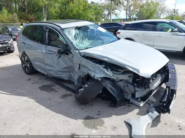 YV4M12RJ3T1329597 2026 VOLVO XC60 - Image 1