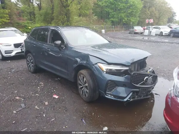 YV4M12RJ5S1019238 2025 VOLVO XC60 - Image 1