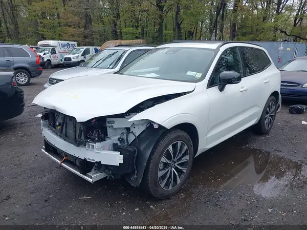YV4M12RJ7S1050328 2025 VOLVO XC60 - Image 2