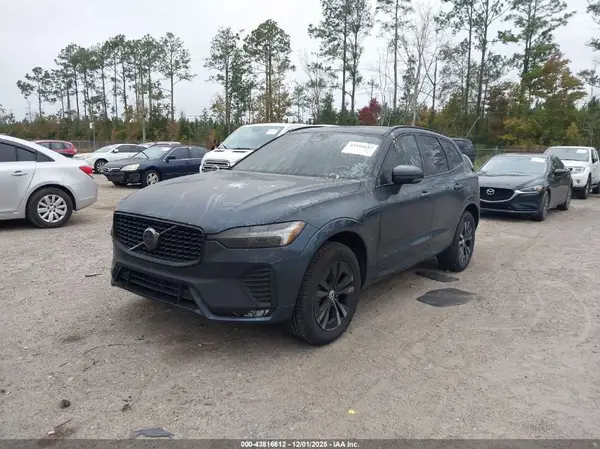 YV4M12RJ8S1134996 2025 VOLVO XC60 - Image 2