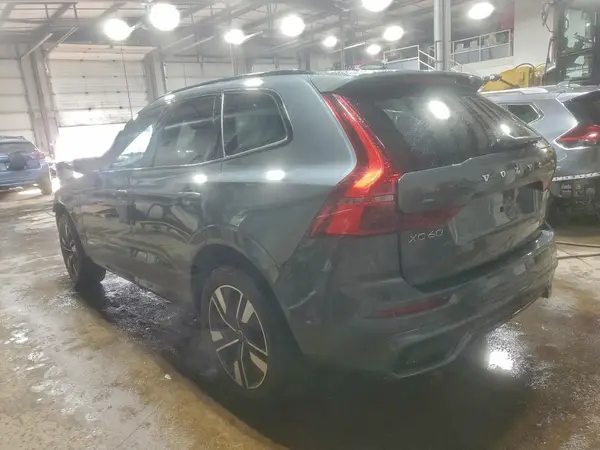 YV4M12RJ9T1299036 2026 VOLVO XC60 - Image 2