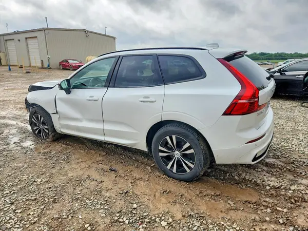 YV4M12RJXS1113843 2025 VOLVO XC60 - Image 2