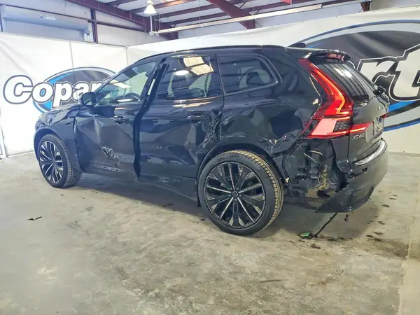 YV4M12RM0T1414410 2026 VOLVO XC60 - Image 2