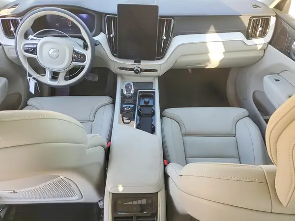 YV4M12RM1T1408616 2026 VOLVO XC60 - Image 8