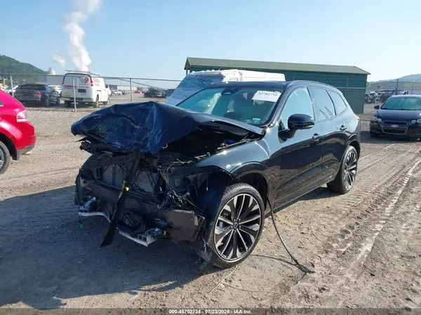 YV4M12RM3T1323244 2026 VOLVO XC60 - Image 2