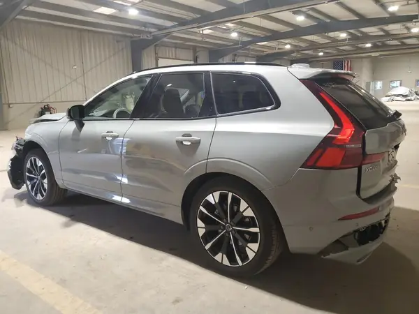 YV4M12RM3T1325057 2026 VOLVO XC60 - Image 2