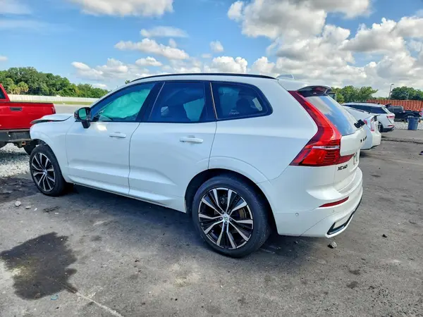 YV4M12RM4S1016504 2025 VOLVO XC60 - Image 2