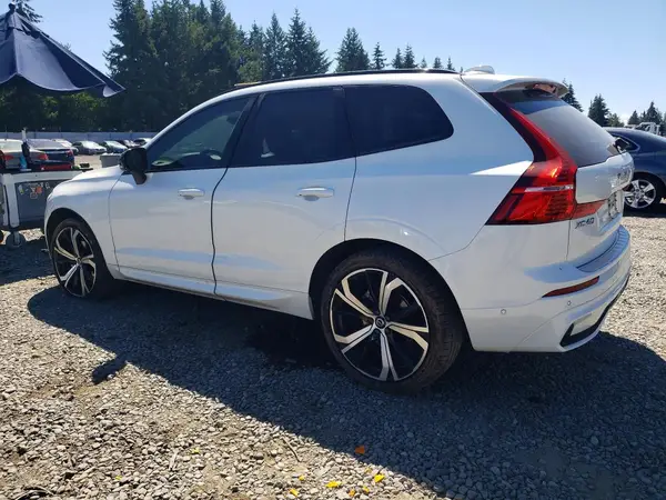 YV4M12RM5S1035465 2025 VOLVO XC60 - Image 2