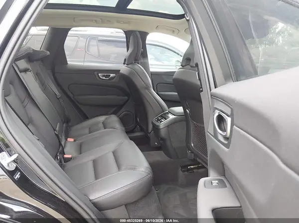 YV4M12RM6T1287291 2026 VOLVO XC60 - Image 8