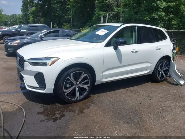 YV4M12RM8S1082229 2025 VOLVO XC60 - Image 2