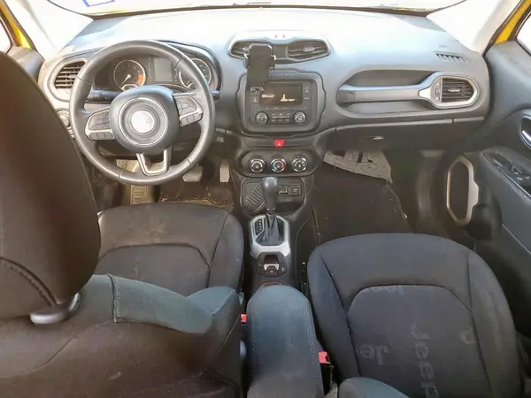 ZACCJAAB0HPE95743 2017 JEEP RENEGADE - Image 8